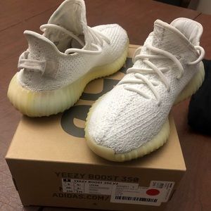 Yeezys 350 Cream/white
